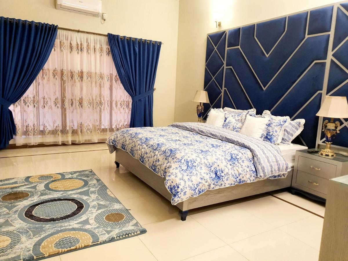 Royal Villa F-10/2 Islamabad Ngoại thất bức ảnh