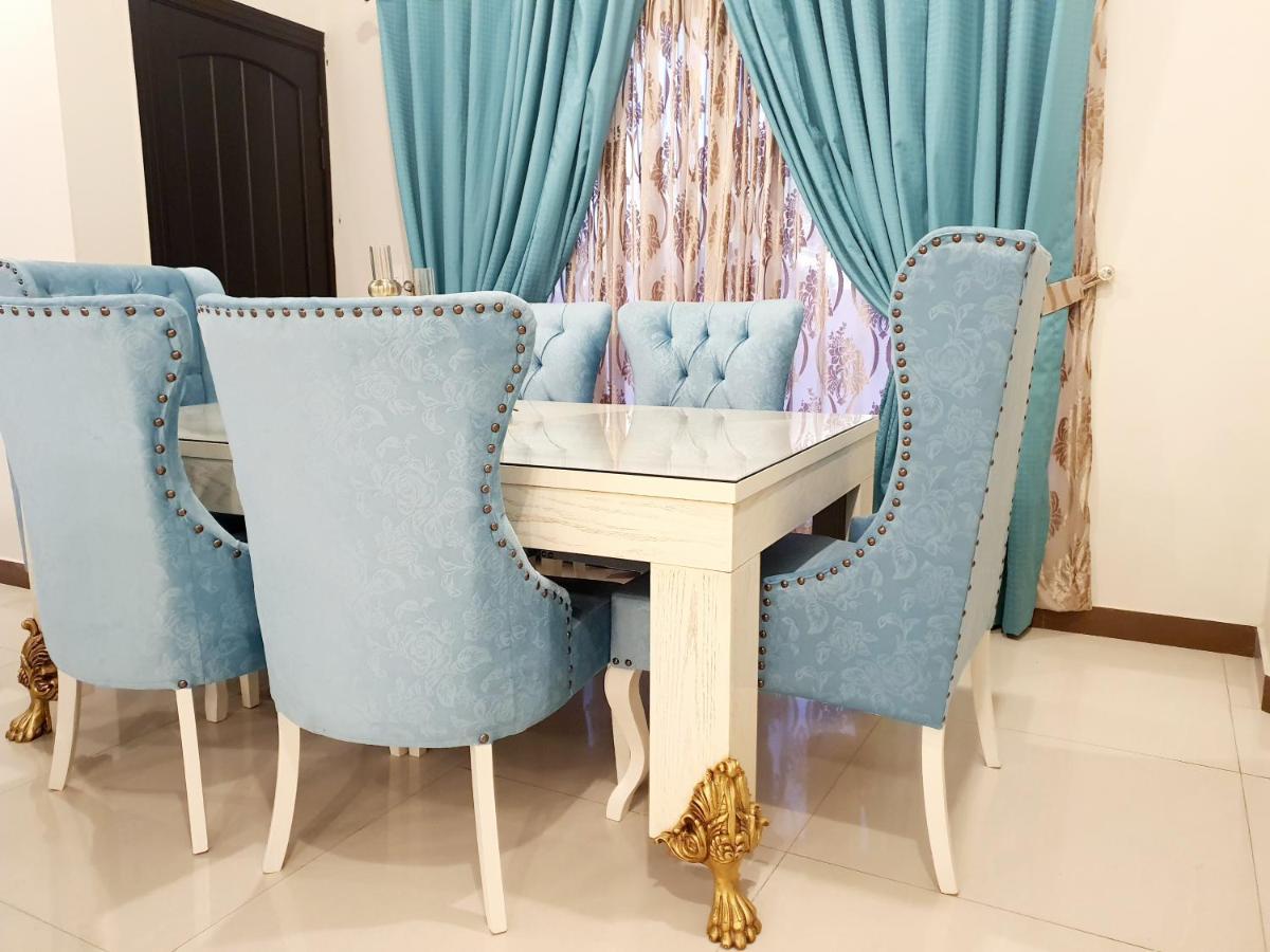 Royal Villa F-10/2 Islamabad Ngoại thất bức ảnh