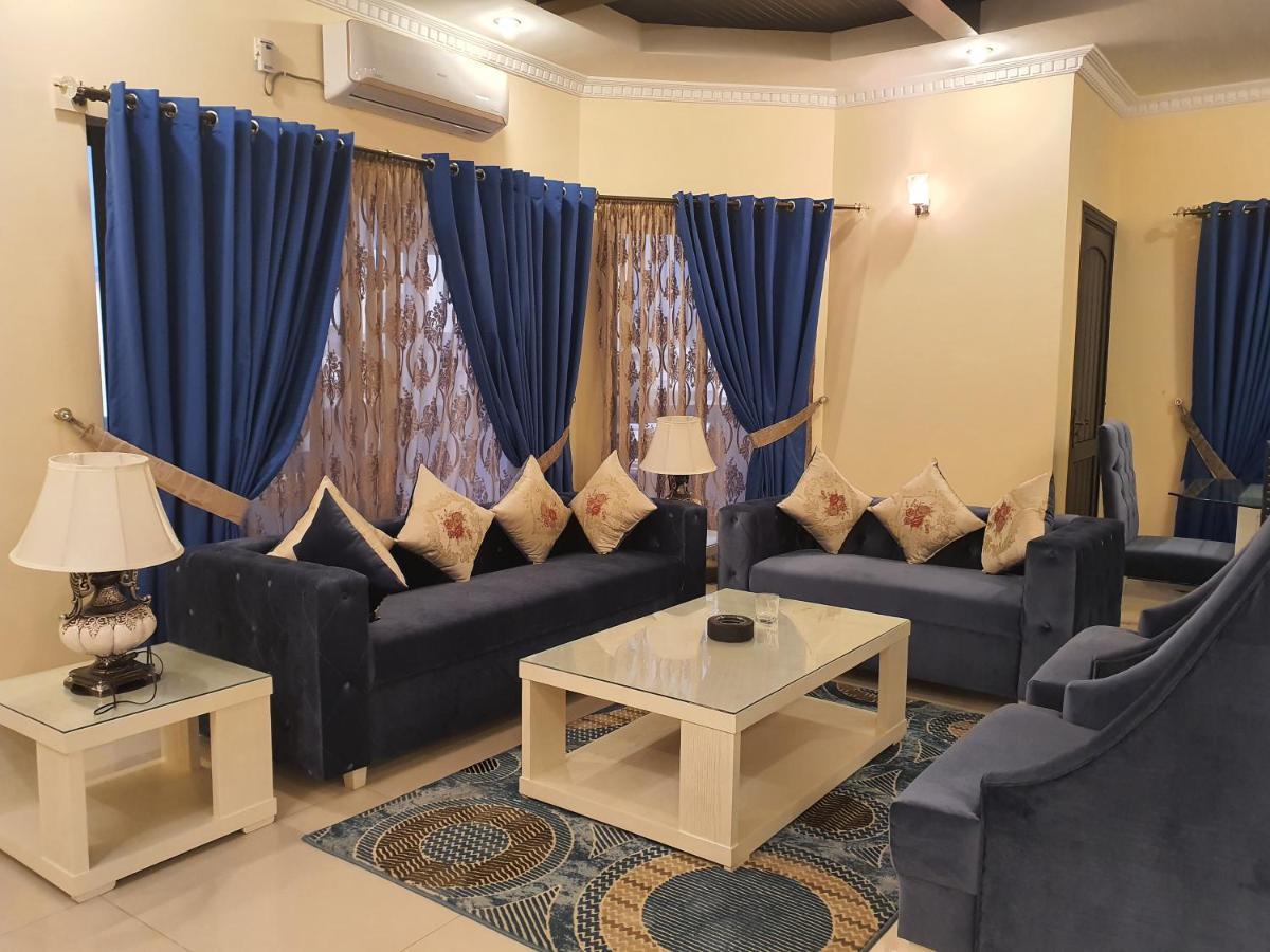 Royal Villa F-10/2 Islamabad Ngoại thất bức ảnh
