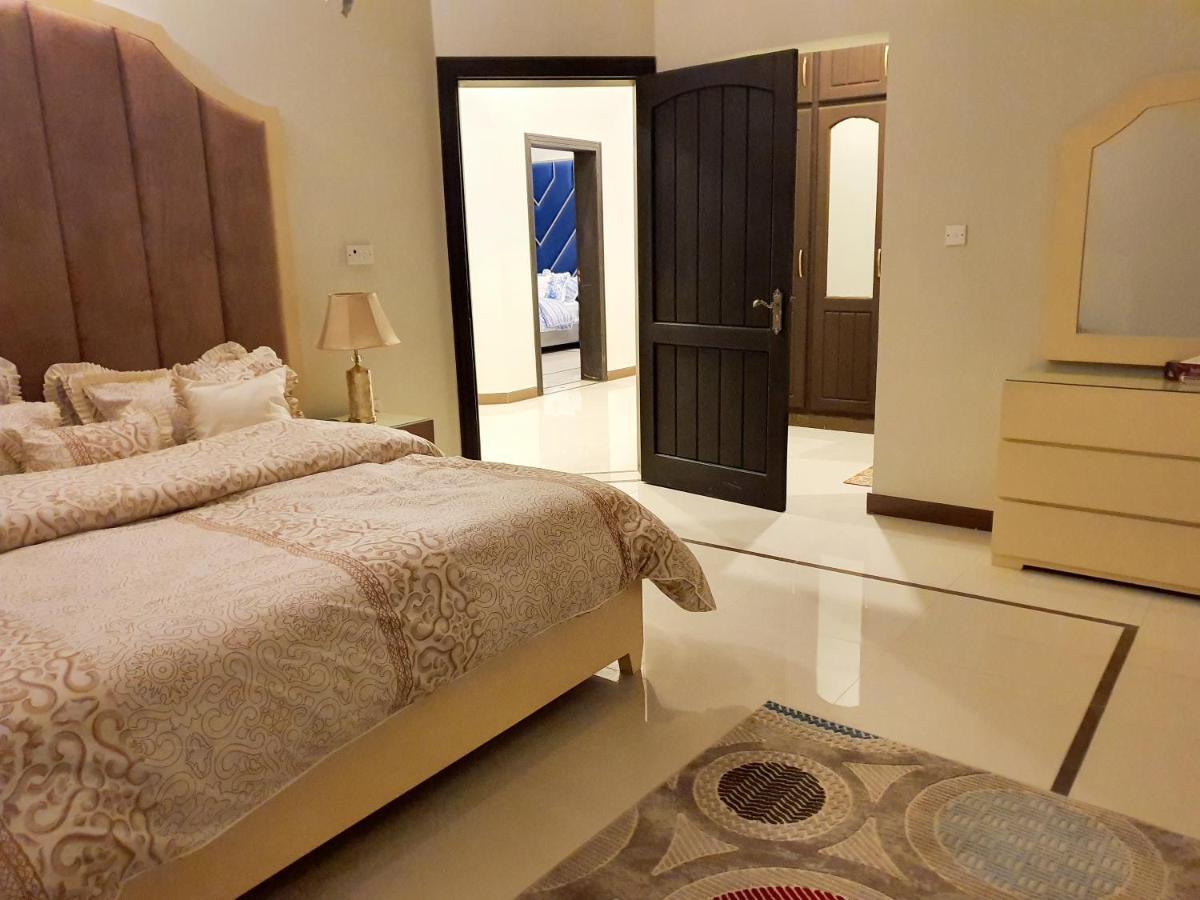 Royal Villa F-10/2 Islamabad Ngoại thất bức ảnh