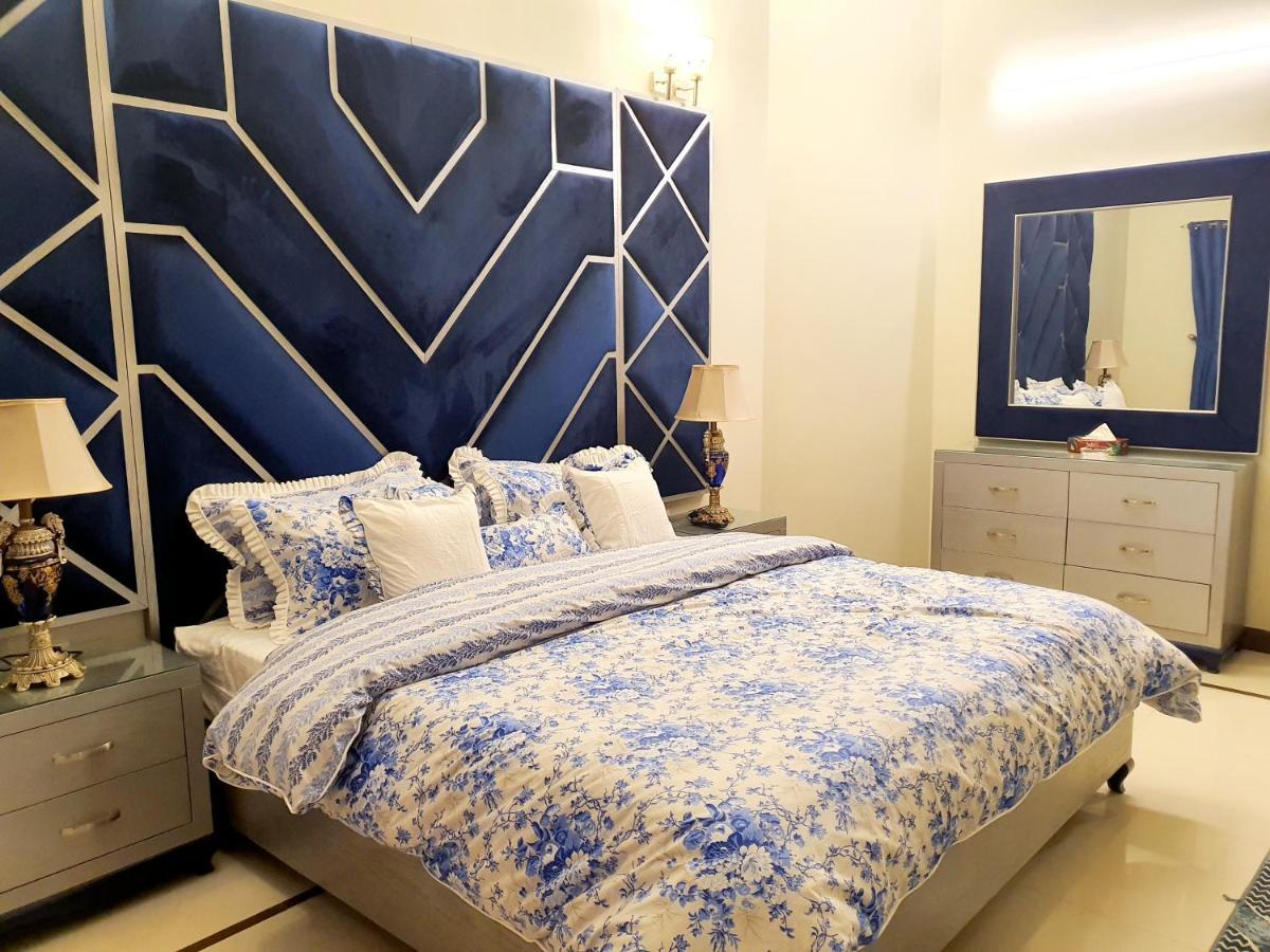 Royal Villa F-10/2 Islamabad Ngoại thất bức ảnh