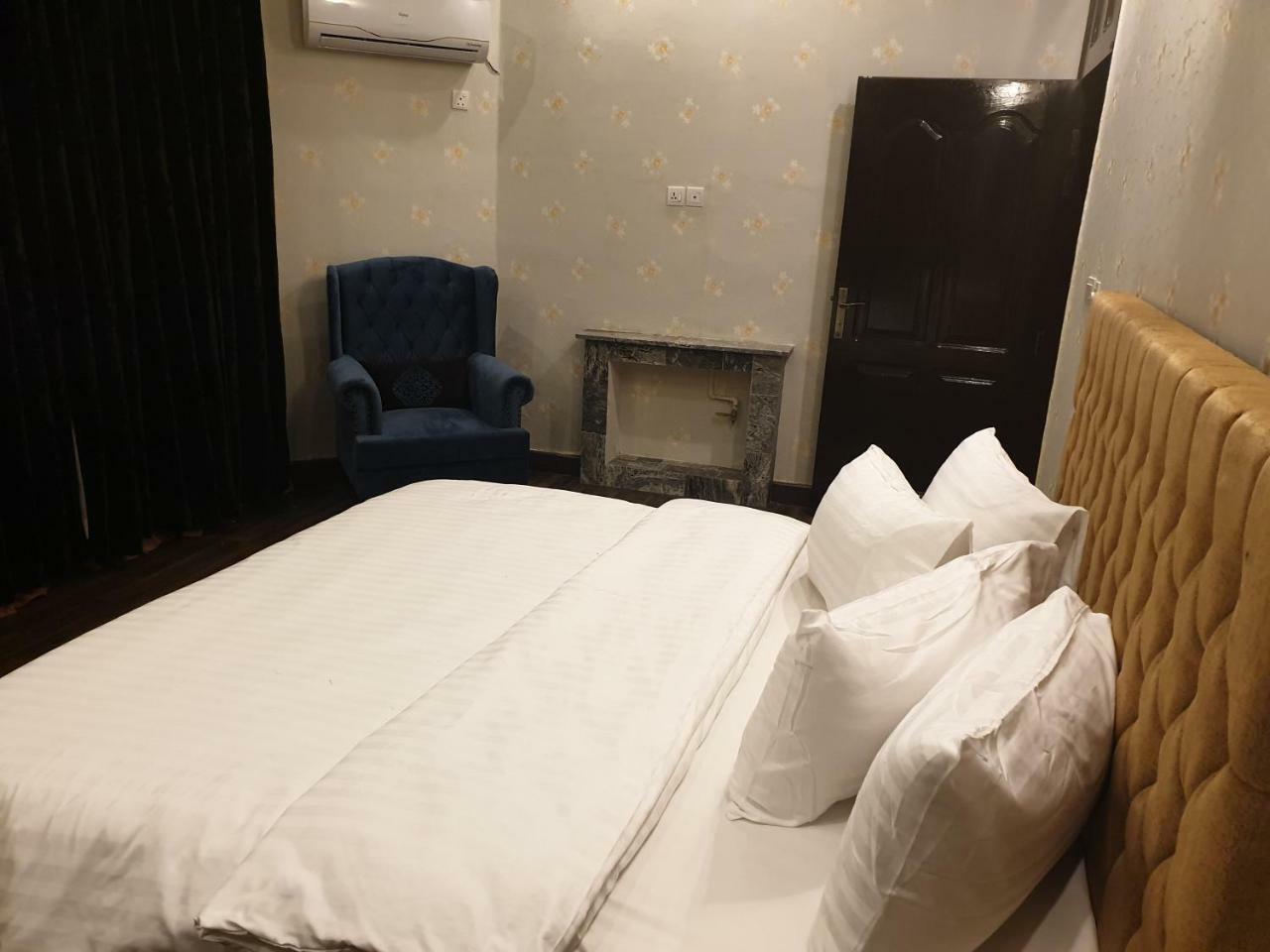 Royal Villa F-10/2 Islamabad Ngoại thất bức ảnh