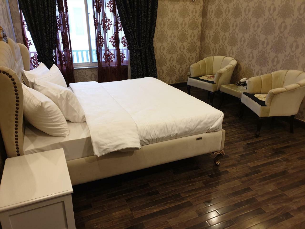 Royal Villa F-10/2 Islamabad Ngoại thất bức ảnh