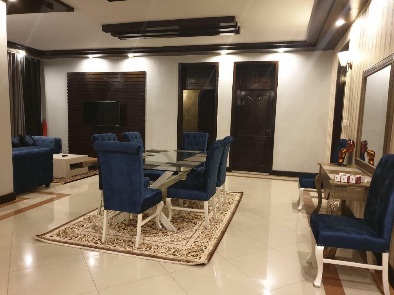Royal Villa F-10/2 Islamabad Ngoại thất bức ảnh